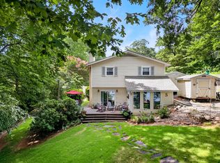 353 Fagan Dr, Inman, SC 29349