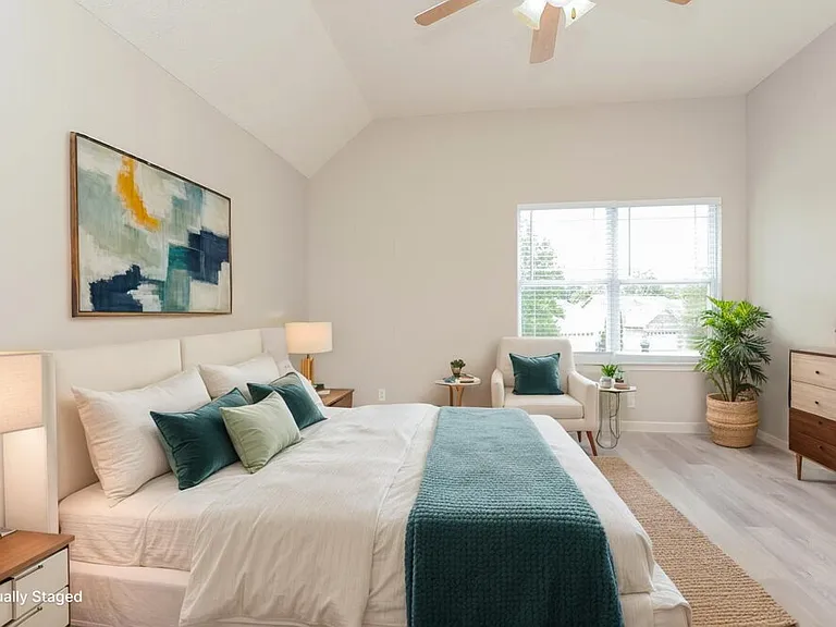 3314 Velvet Ct — Photo 11