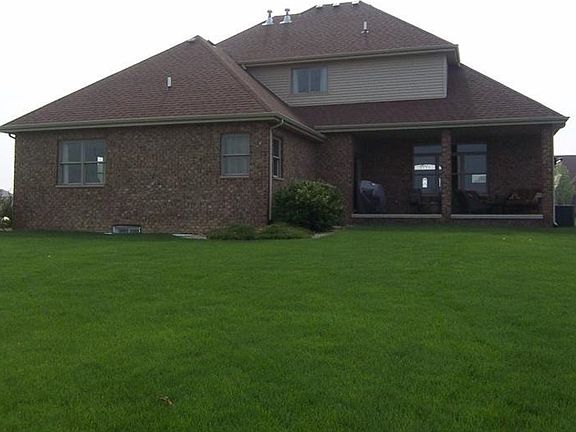 4th image of 10360 Golden Arch Ave