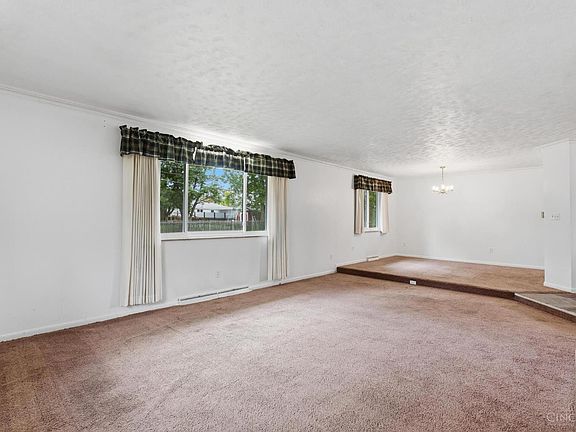 4th image of 196 Virginia Cir