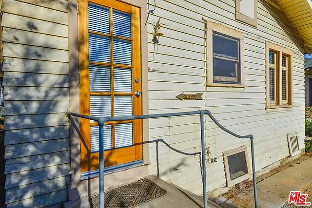 237 Pacific St #F — Photo 17