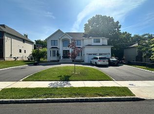 22 Hillsdale Rd, Edison, NJ 08820