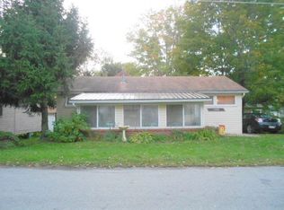 11433 E 3rd St, Conneaut Lake, PA 16316