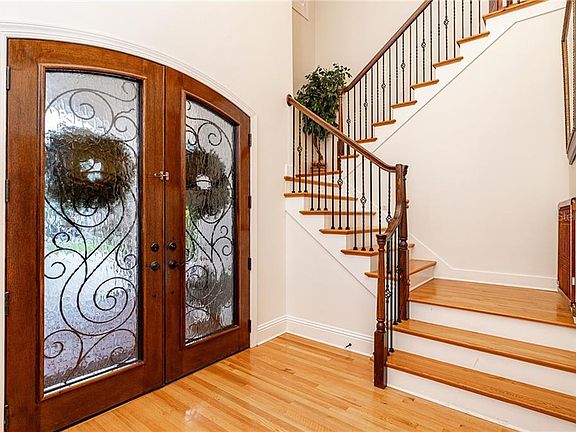 2nd image of 3105 W Fountain Blvd