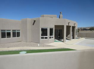 2 Homesteads Rd, Placitas, NM 87043