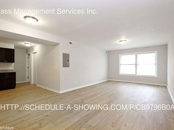 2nd image of 9317 S Harlem Ave APT 11A