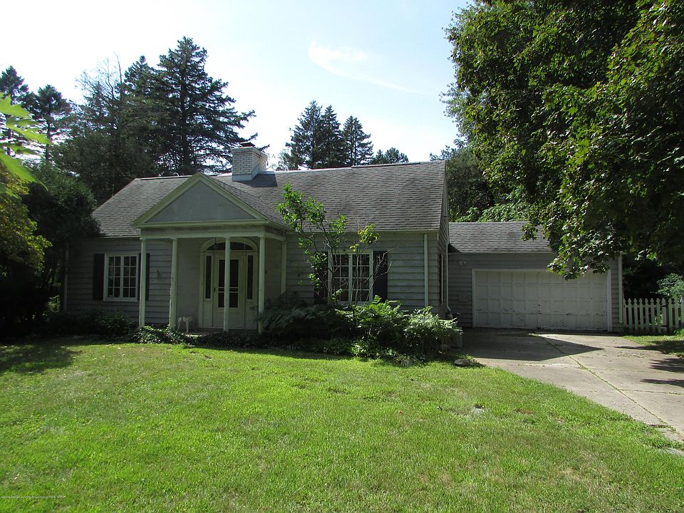 1st image of 155 Maplewood Dr