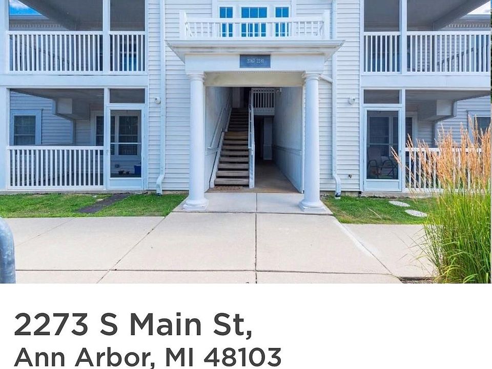 Lower Level Condo with Screened Porch views to woods and pond on the back of the building