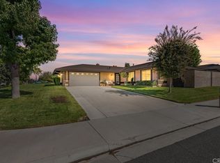 2889 Monument Dr, Riverside, CA 92506