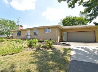 156 Cresthaven Dr, Buffalo, NY 14225