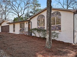 2304 Rolling Acres Ct SW, Conyers, GA 30094