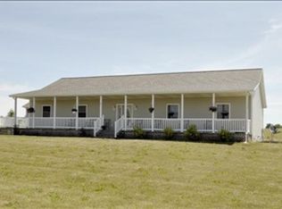 83213 28th St, Lawton, MI 49065