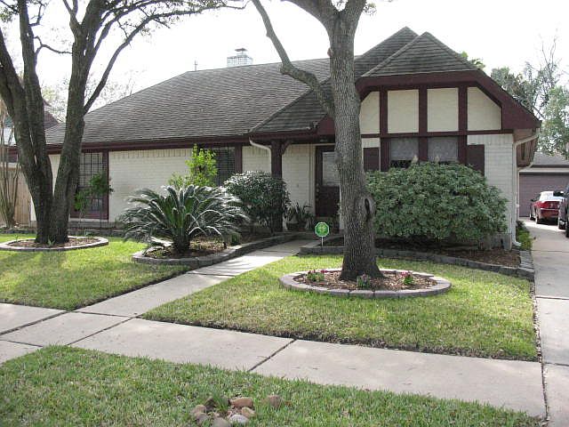 1st image of 8718 Heatherly Dr