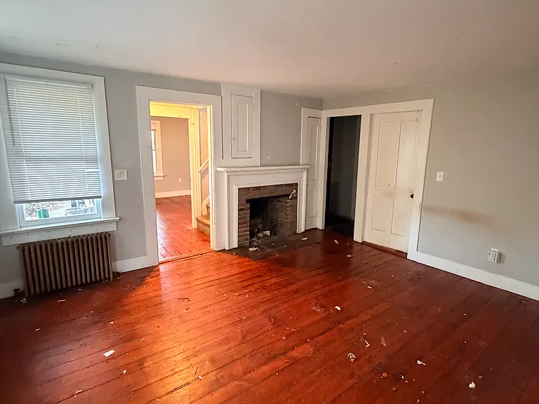 103 S Water St — Photo 7