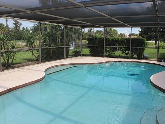 4th image of 609 Green Dr
