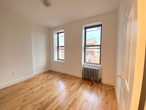 4th image of 243 E 120th St #3FA