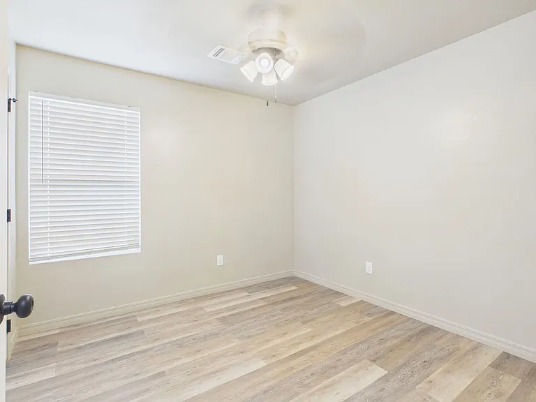 1125 Caprock St — Photo 10