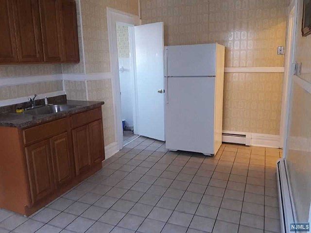 1st image of 343 3rd Ave W Floor 2