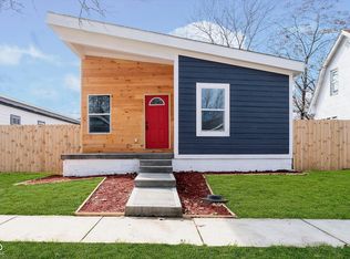 242 N Tacoma Ave, Indianapolis, IN