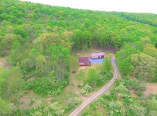2362 Black Valley Rd, Clearville, PA 15535