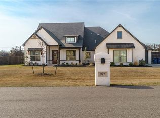 977 Ambivi Cir, Newcastle, OK 73065