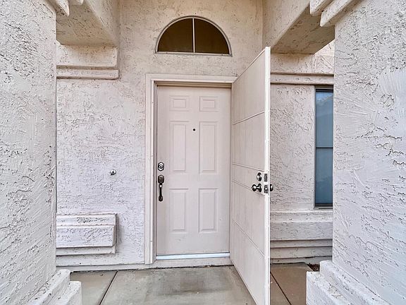 4th image of 7325 E NOPAL Avenue