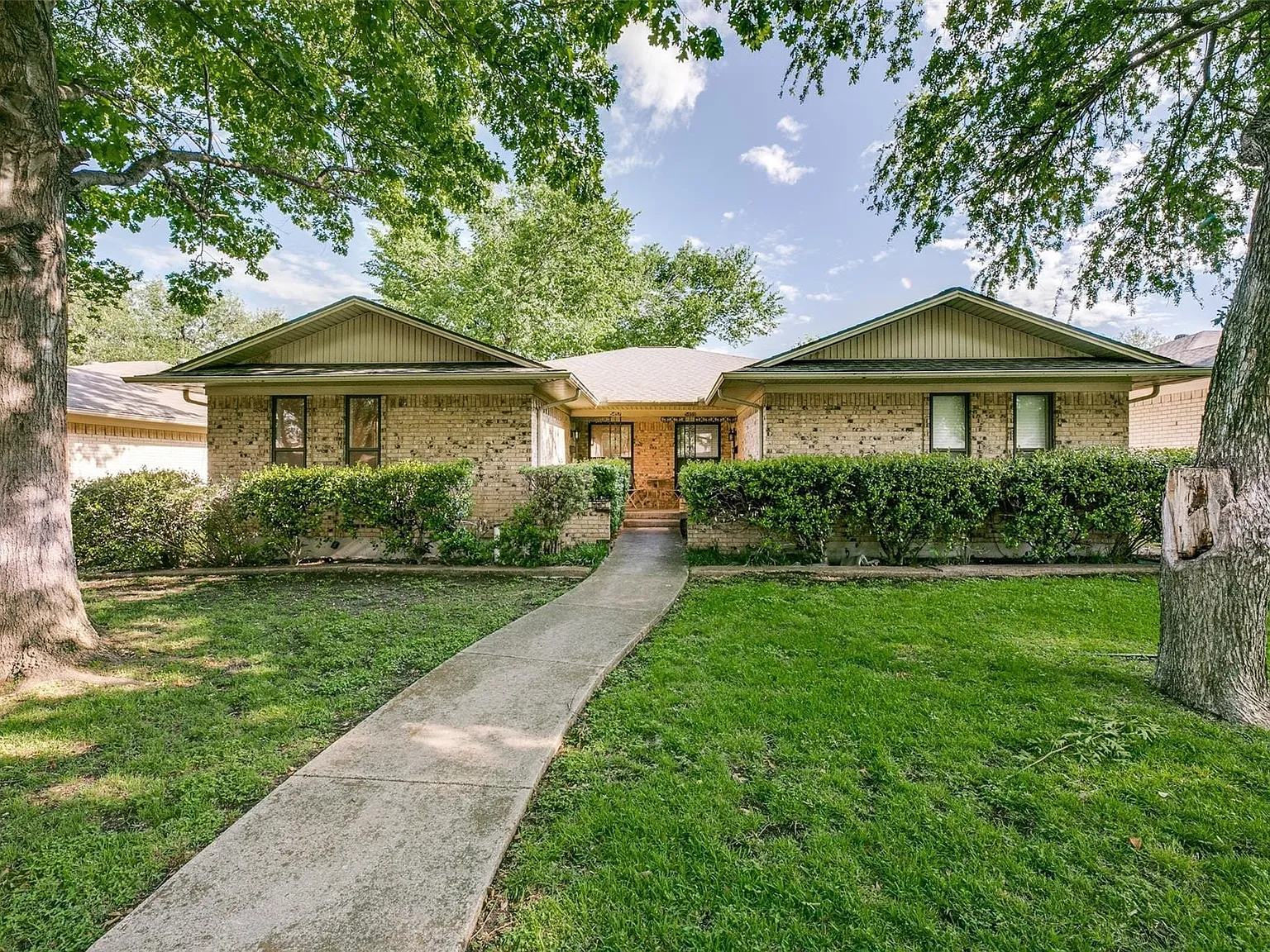 2 bed, 2.0 bath, 1314 sqft, $2,900 — Photo 1
