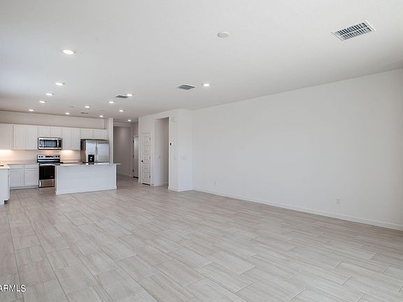 4th image of 9514 N 178TH Drive
