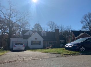 2825 Roseneath Rd, Huntington, WV 25705