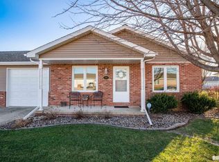 214 Comfort Way, Washington, IL 61571