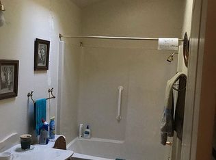 7085 Lakewood Dr, Pollock Pines, CA 95726