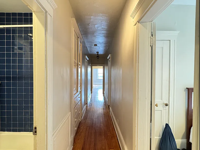 104 Strathmore Rd #2 — Photo 15