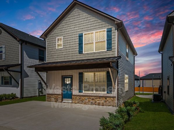 22 Greenly Ln