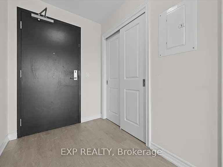 1350 Hemlock Rd #502 — Photo 8