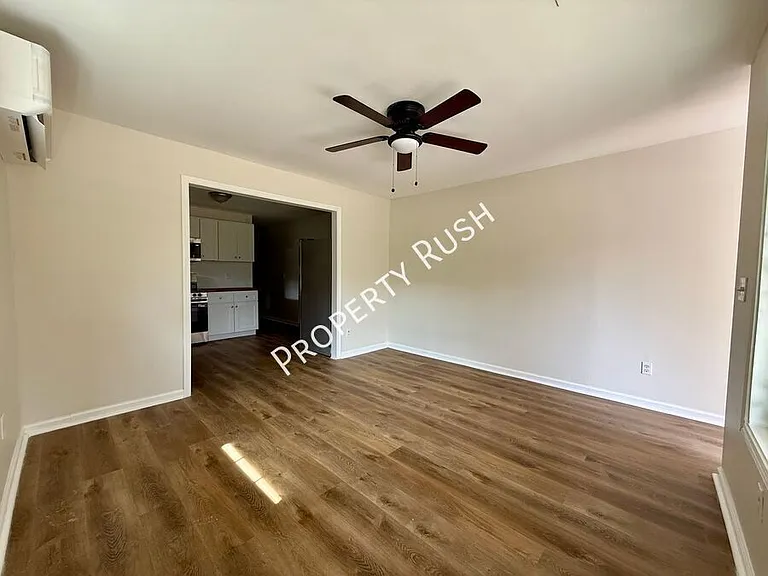 1718 Portland St #A — Photo 3