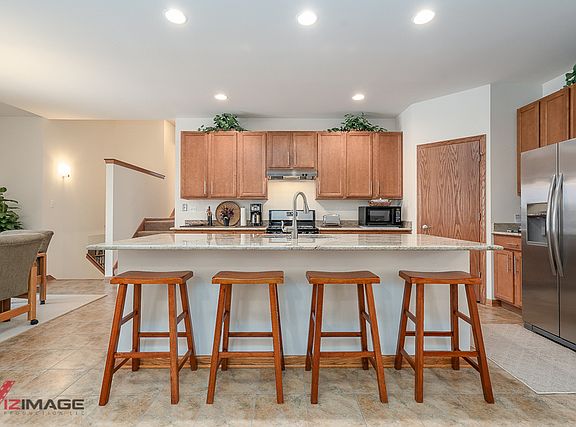 4th image of 2861 Cole Ln