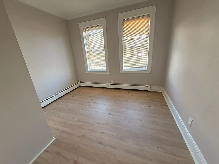 18 Wright Ave #4E — Photo 4