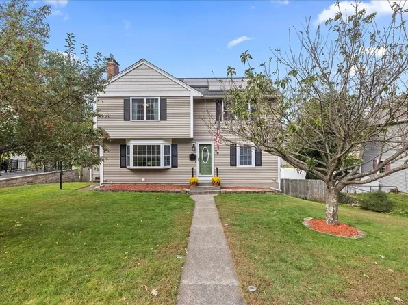 26 Adella St, Auburn, MA 01501