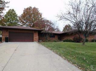 2061 Golfview Cir, Centerville, IA 52544