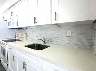 16890 NE 21st Ave APT 6, North Miami Beach, FL 33162