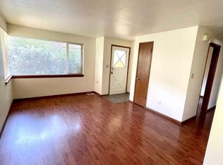 946 10th Ave E APT 1, Seattle, WA 98102