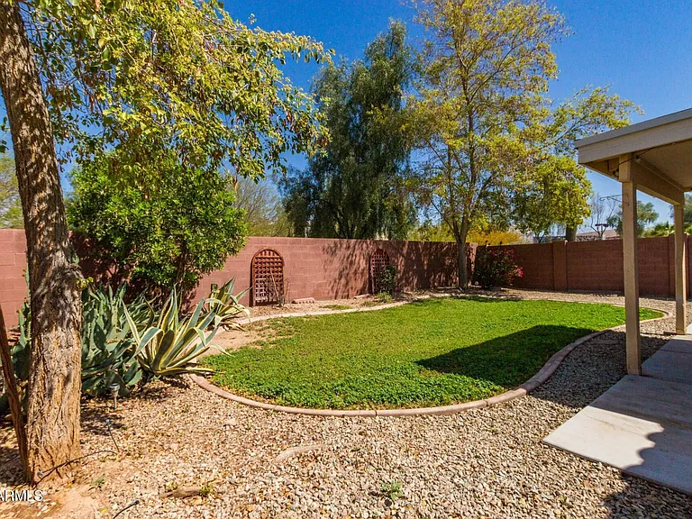 13478 W Young St — Photo 20