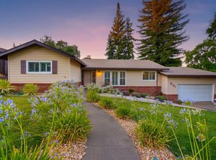 8121 Woodleaf Dr, Fair Oaks, CA 95628