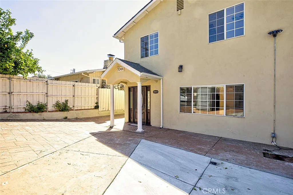 3 bed, 1550 sqft, $3,800 — Photo 3