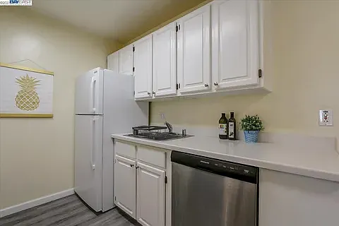 1455 Marchbanks Dr #2 — Photo 9
