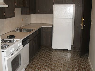 3rd image of 225 Independence Ave APT 25