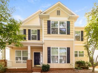 6110 Colonial Garden Dr, Huntersville, NC 28078