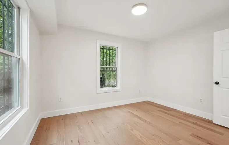 2 bed, 2268 sqft, $2,500 — Photo 4