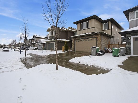 3rd image of 4401 38a St