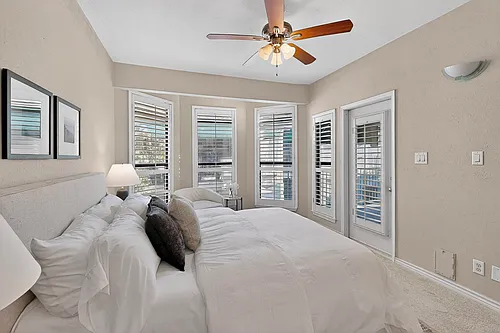 3105 San Jacinto St Photo 1